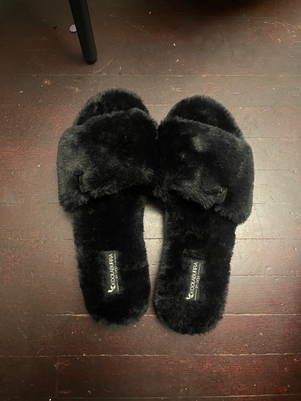 Koolaburra Women's Plush Black Faux Fur Slide Slippers